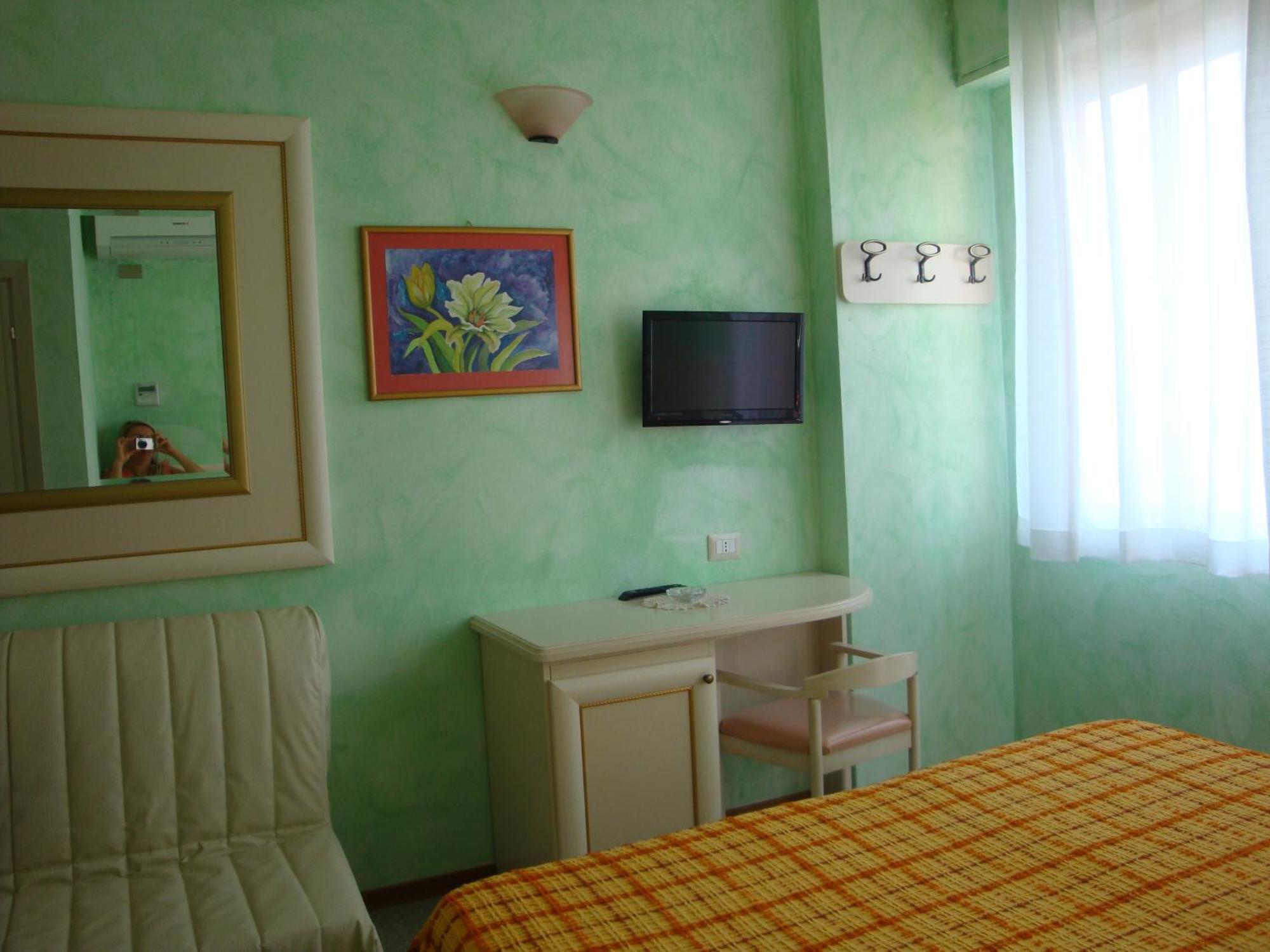 Hotel Prestigio Cesenatico Camera foto