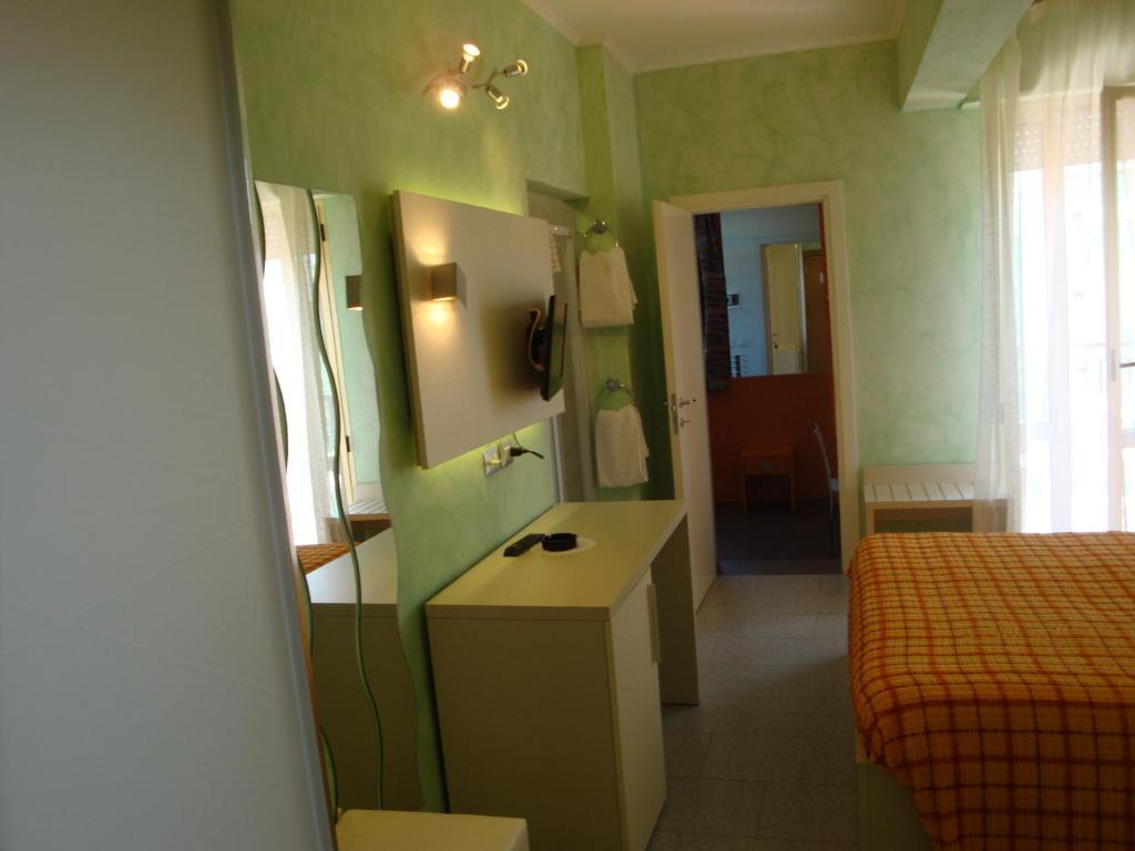 Hotel Prestigio Cesenatico Camera foto