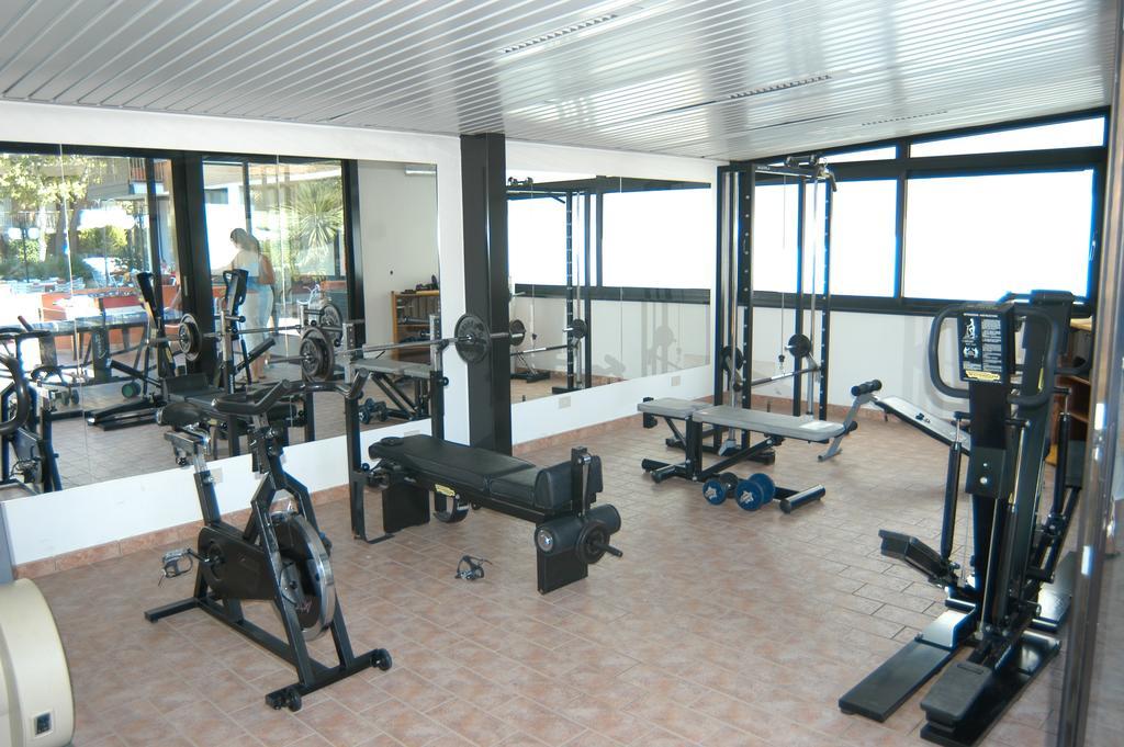 Hotel Prestigio Cesenatico Esterno foto